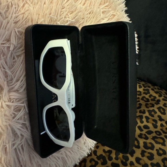 Versace Sunglasses Authentic - Picture 12 of 13